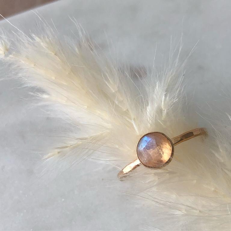 Strut Rainbow Moonstone Stacking Ring (Gold)