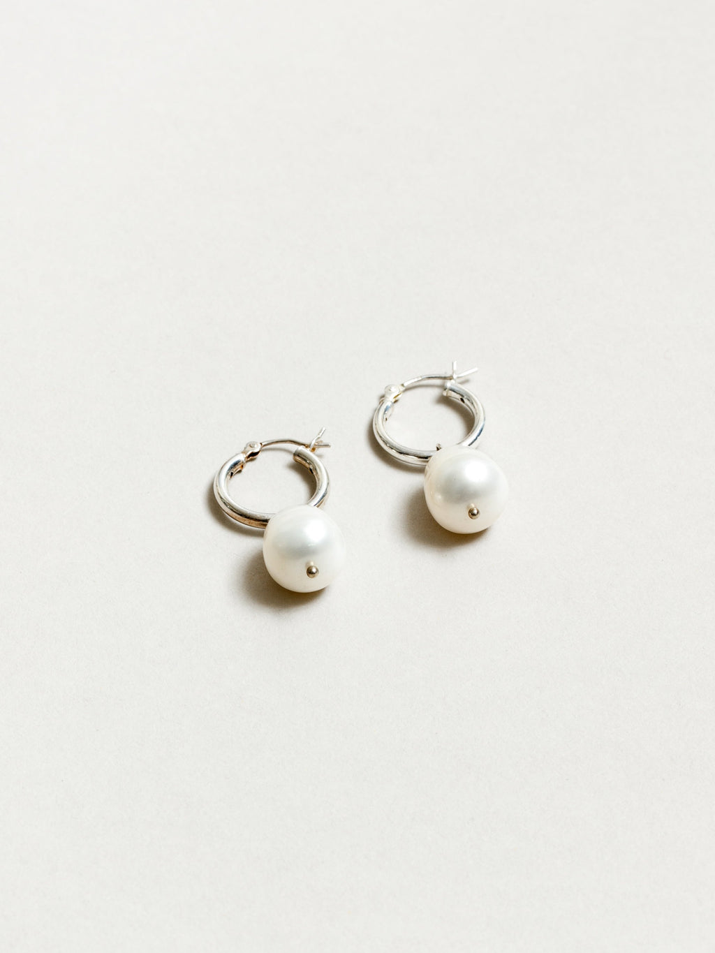 Wolf Circus Pearl Hoops (Silver)